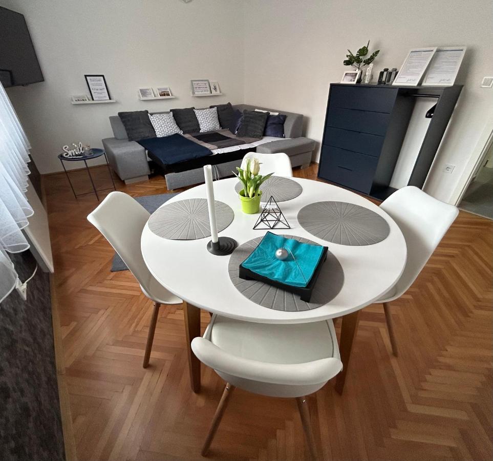 Appartamento Gabend'I Apartman Eger Esterno foto